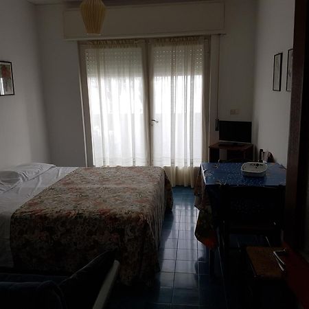 Hotel Piccolo Paradiso بورديغيرا المظهر الخارجي الصورة