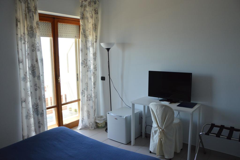 Hotel Piccolo Paradiso بورديغيرا المظهر الخارجي الصورة
