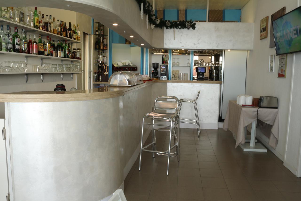 Hotel Piccolo Paradiso بورديغيرا المظهر الخارجي الصورة
