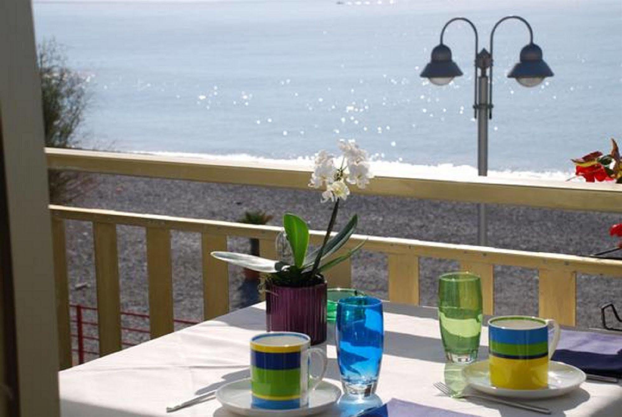 Hotel Piccolo Paradiso بورديغيرا المظهر الخارجي الصورة